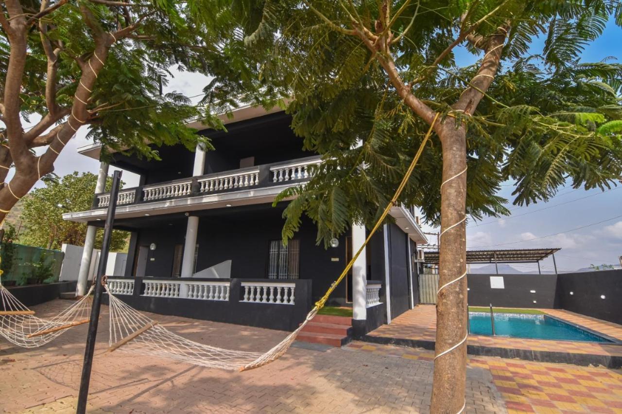 Black Stone Villa Kārli المظهر الخارجي الصورة